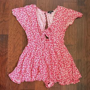 Lulus Dondi Red and White Print Tie-Front Short Sleeve Romper